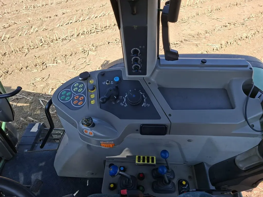 4a02ccbb-afd6-4f8e-94e1-4cf674898cc2-2874ce5e-bf41-451f-b25b-35cab22ee880.jpg