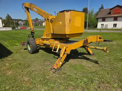 Griesser Mistkran mit Holzzange