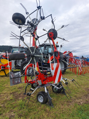 Pirouette Massey-Ferguson