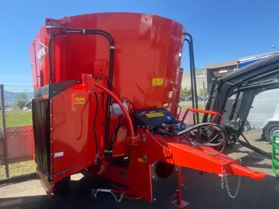 Kuhn Euromix 870