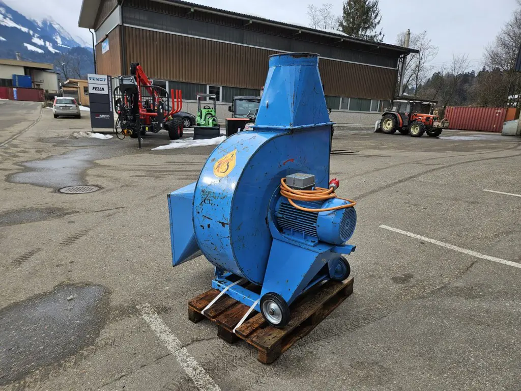 0dd2258f-45cc-4f58-87b1-d488c3c77fe2-WhatsApp Image 2026-01-28 at 15.39.16 (1).jpg