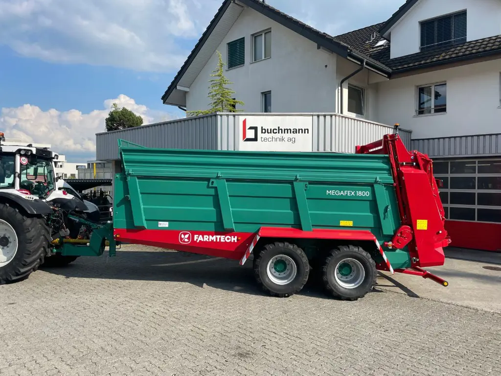 Universalstreuer, Mistzetter Farmtech Megafex 1800