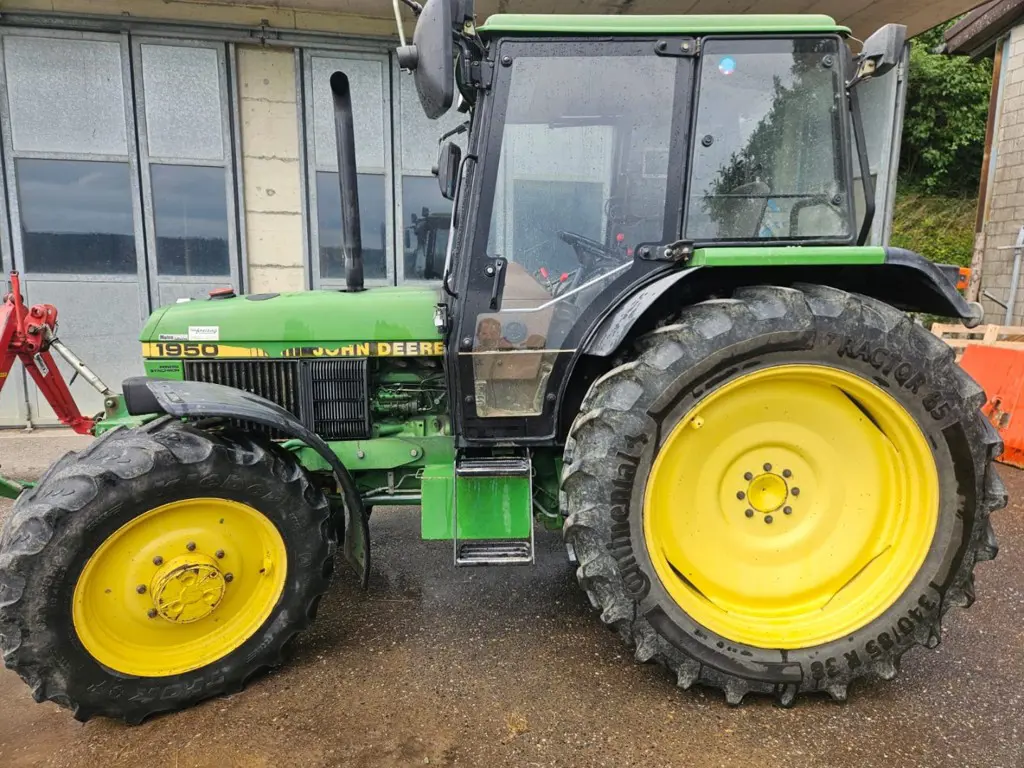 John Deere 1950