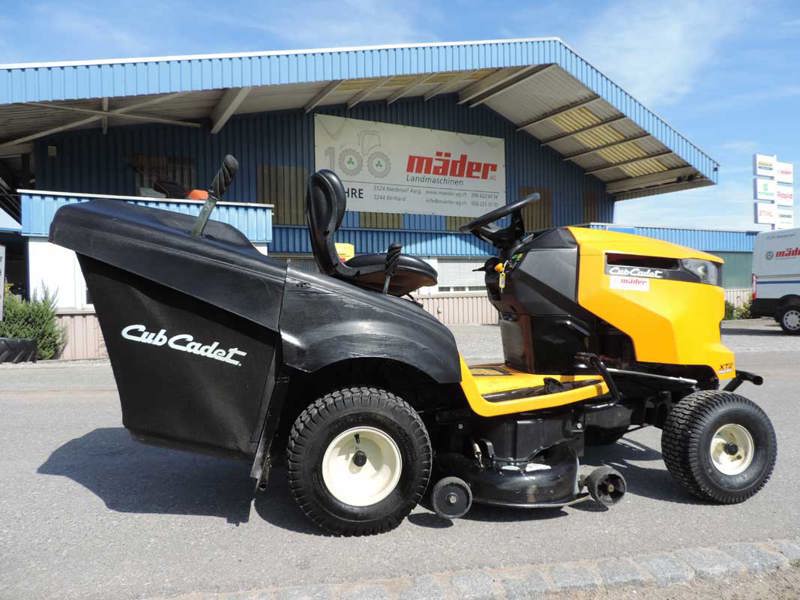 aa70d778-9f38-4a3f-8746-fc1f962137a1-23303-Cub-Dadet-Rasentraktor-XT2-PR95(4).jpg