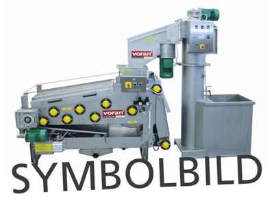 Einbandpresse mit Waschanlage / Presse à bande