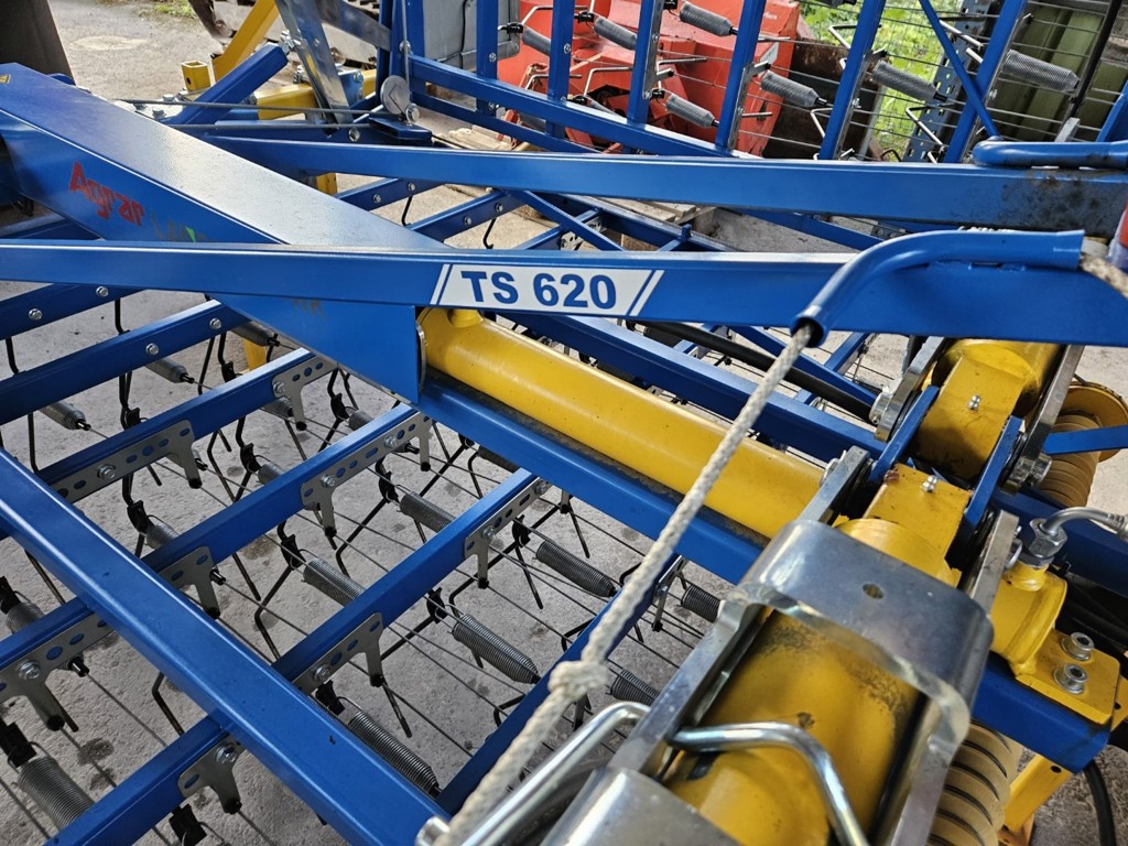 8eaf7afd-bf12-4d90-8d58-b49586eec236-WhatsApp Bild 2025-10-09 um 07.jpg