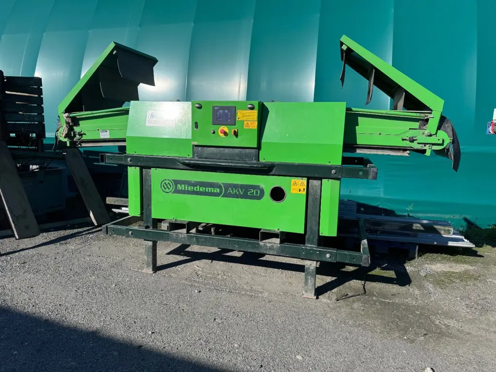 Miedema AKV 20 Kistenfüller