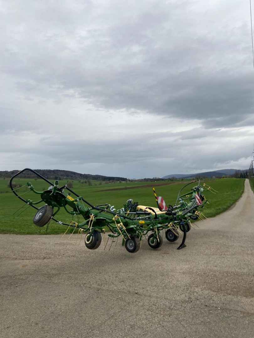 e34987ee-1722-4a31-a18c-63d452911b92-Krone Vendro 900 (14).jpg