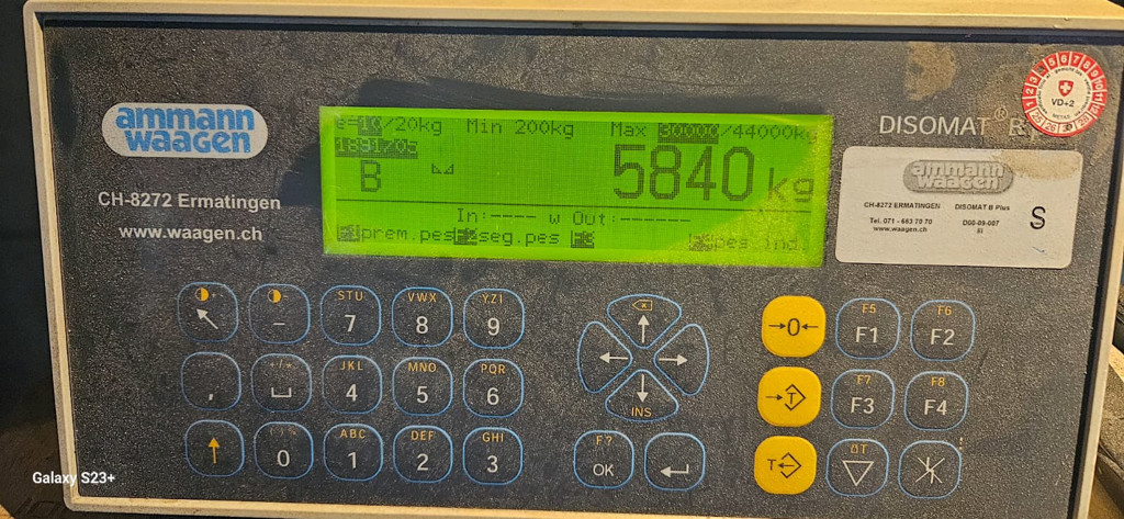 b4f32317-e2e3-4ed3-8d84-f24a46006936-WhatsApp Image 2026-02-01 at 16.jpg