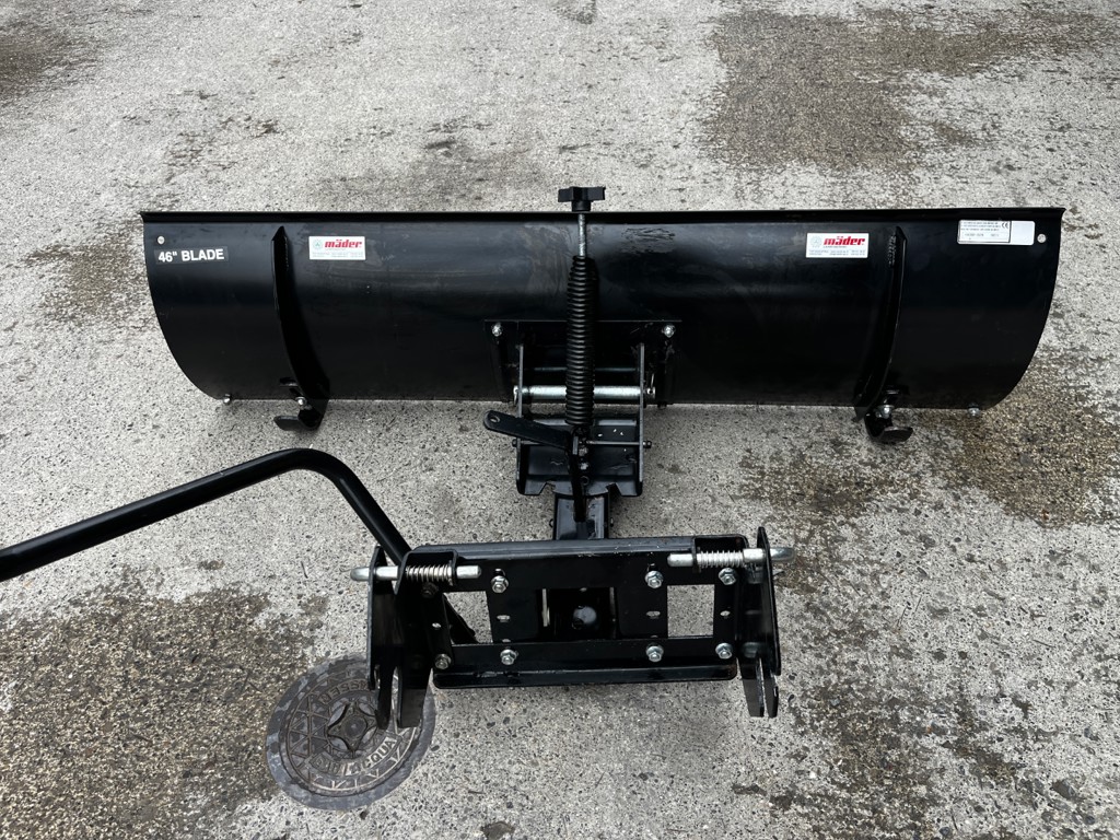 8eb07b29-6b74-49ba-ba5c-b07a5b23b4e6-35436 Cub Cadet Schneepflug (3).png