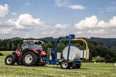 Göweil Rundballen Wickelmaschine G2020