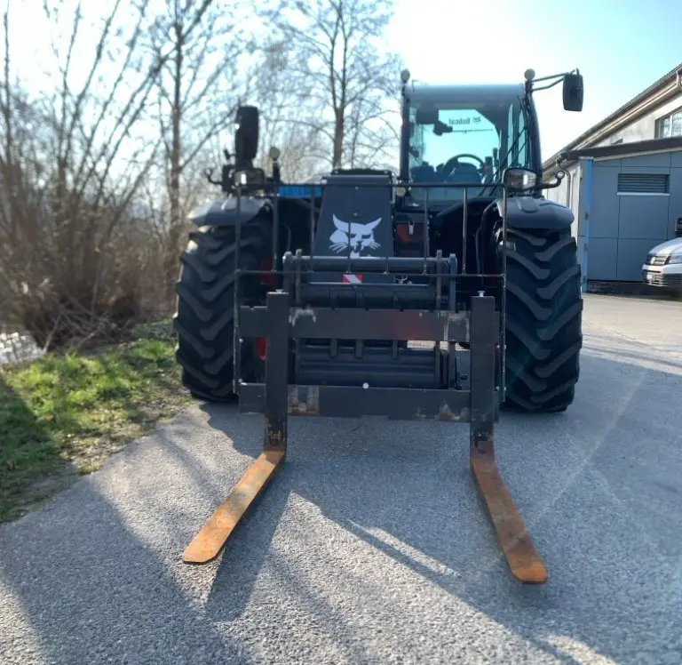 bf921d80-4760-49d7-bd73-62bc265f21b5-leiserag-bobcat TL38.70HF Agri 3.jpg
