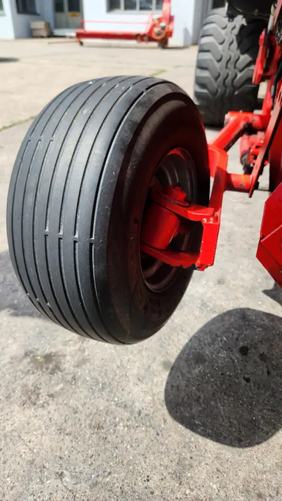 546ea78a-c46b-42da-acc9-13f05b5857fc-Ladewagen Primo 400L LMB Maschinen GmbH 8.jpg