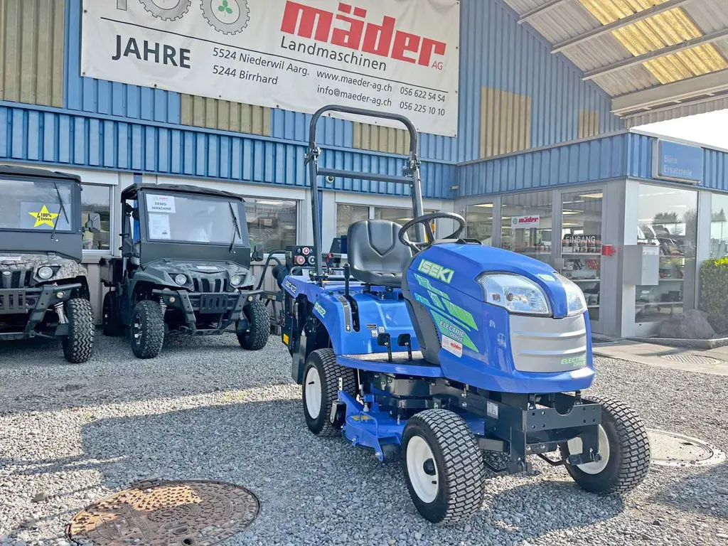 a1d7498f-88b9-4c49-9ba1-26991ea5466a-36431-Iseki-Rasentraktor-SXG-E-2-Akku-(5).jpg