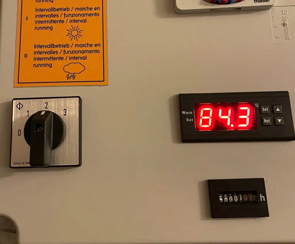 ab29822c-2ef4-4f4a-b72e-dc2cf013581a-Digitaler-Hygrometer.jpg