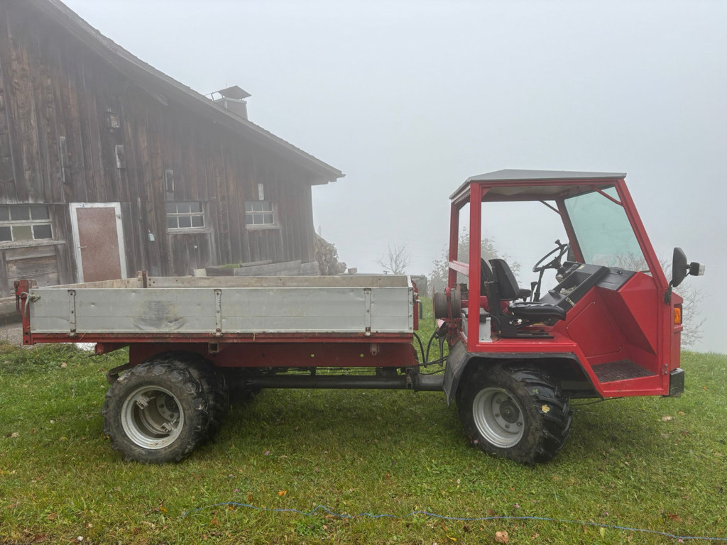 6b33c17f-4490-45d4-9e88-062ef3a9f65a-WhatsApp Image 2025-10-21 at 15.59.22 (4).jpg