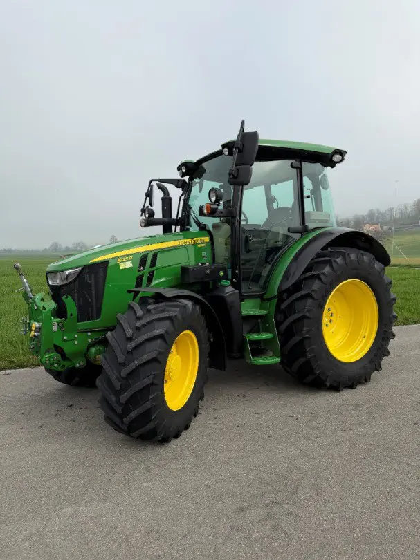 b53337bd-5eba-4a7d-8d9f-bc50ce8f46be-John Deere 5125 R_2.jpg