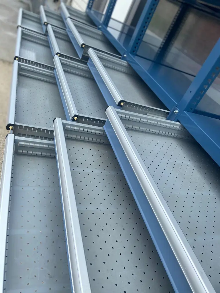 dd769780-ccef-4198-a6fb-7f59e203c24b-60_lista_schwerlastregal_schubladenwand_09.jpg
