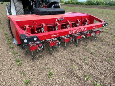 IC-Weeder  - bineuse intra-rang 6x50