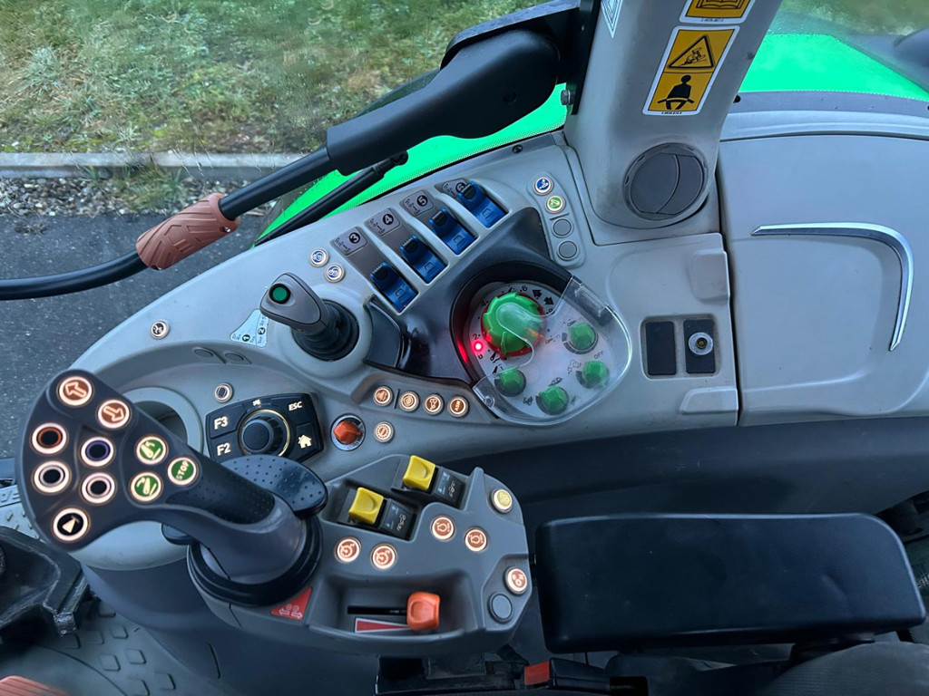 f69d1beb-4a88-4603-86af-71758ae01e37-WhatsApp Image 2025-12-23 at 09.04.43 (1).jpg