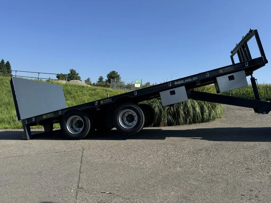 Tiefgänger, Kippanhänger Merlini 21T