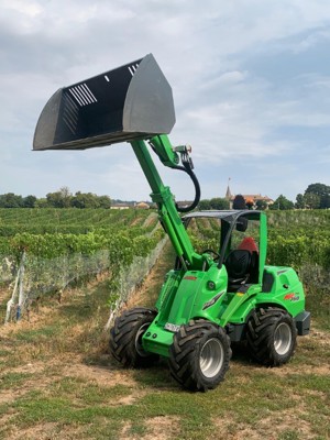 AVANT 760i Radlader Hoflader Teleskoplader