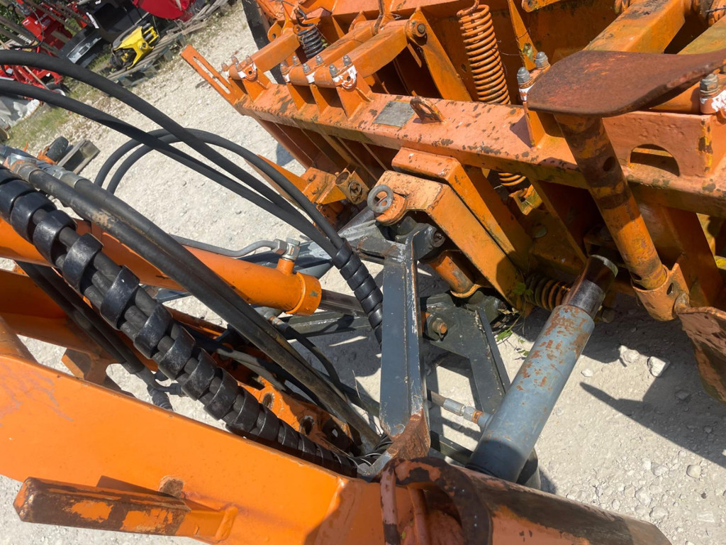 90551301-0229-4ff1-9030-67b1608a70a0-Boschung Leuenberger (9).jpg