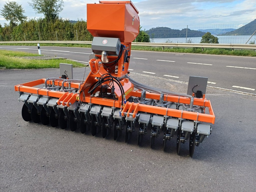 6a23bbee-8a5f-4f98-ac37-9dfd2505e27f-WhatsApp Bild 2025-09-15 um 15.jpg