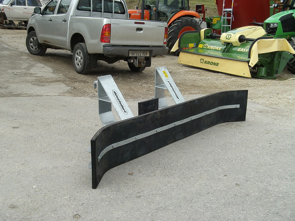 40c92470-1436-4842-8576-cd2e65b33e35-Düvelsdorf rabot 2.60 Euro élévateur (3).jpg