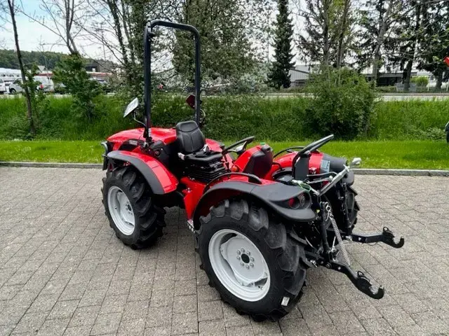 4ac65df2-2ec9-4b7d-96b0-9dfa309f507e-TRX 7800 S, AS 300_70R20_1.jpg