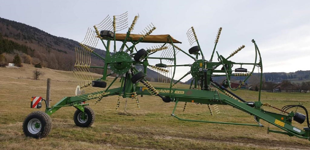 9f47c230-ecfe-4c69-8104-24a19f26dd50-Krone Swadro TS 620 (8).jpg