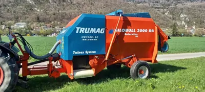 Futterverteilwagen TRUMAG Silobull 2000 RB