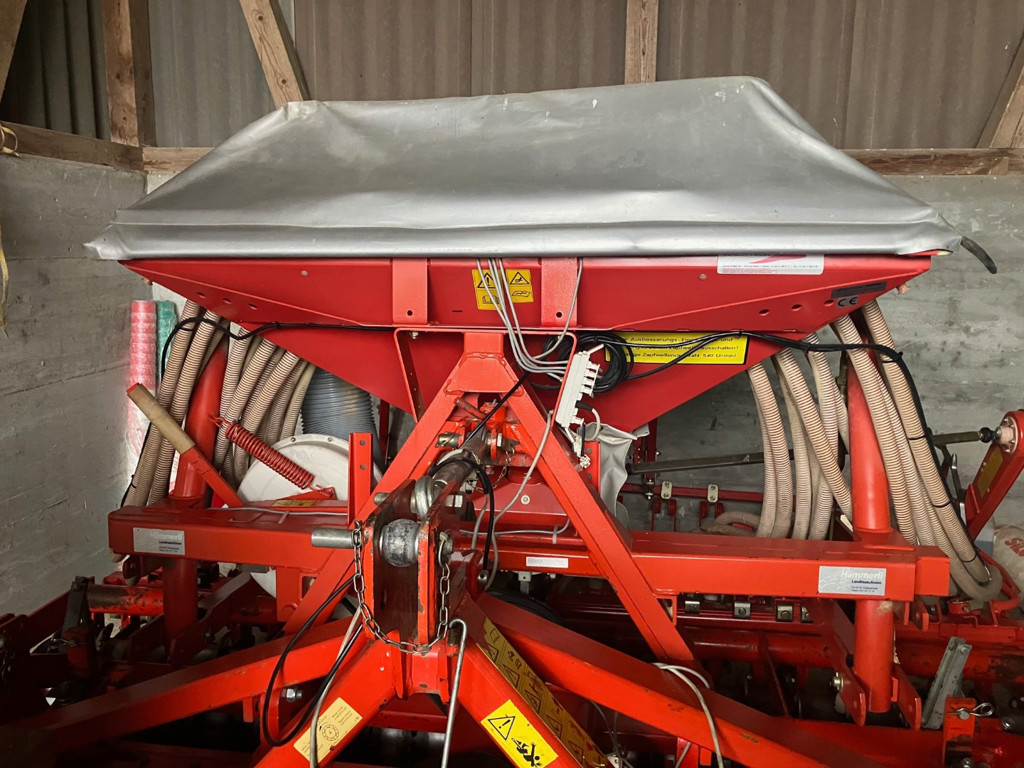 9d722190-b132-4fd0-95b1-d4af52ce022c-Häusler Sämaschine 4.jpg