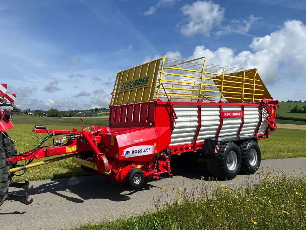 Pöttinger Euroboss 330T