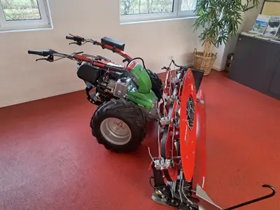 Motormäher Rapid Monta M161 mit Compact Eingraser