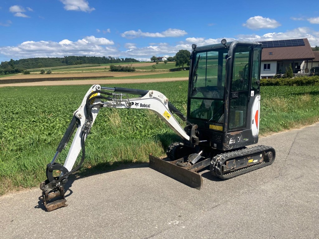 e48f80d5-bd5e-4984-b047-dd7fbd30e68f-Draussen VR.jpg