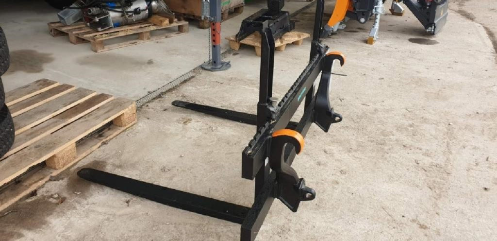 89ac5281-306a-47ef-a3b8-5a8b29adb32c-Quicke M140  (5).jpg