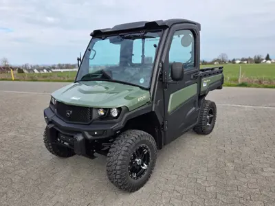 John Deere Gator XUV 875M / 4x4 / Transportfahrzeu