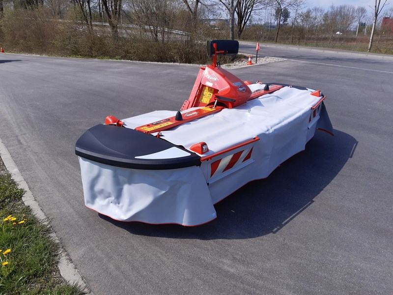 Frontmähwerk Kuhn GMD 3121