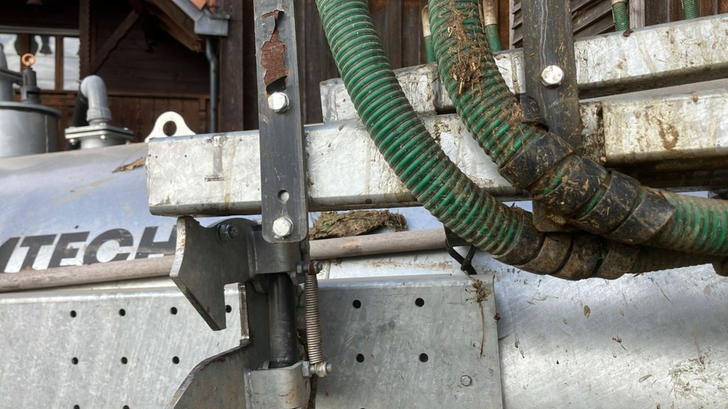 0b84cc18-e254-41d5-b36d-eb0537840cd7-WhatsApp Image 2025-11-14 at 13.37.53 (2).jpg