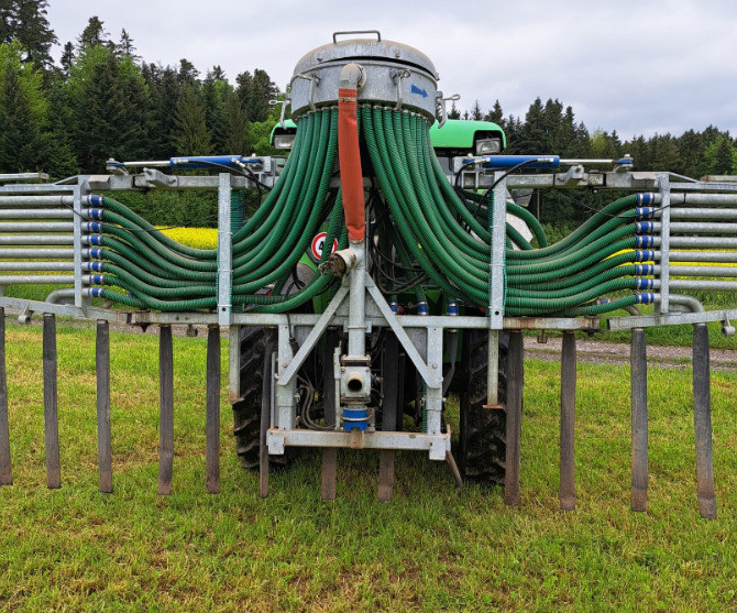 497f3691-2e41-414b-87ca-3b27ee956406-