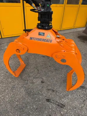 Holzgreifer Intermercato