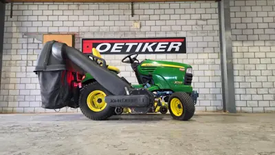 Kompakttraktor John Deere X748 Allrad mit erst 60 h