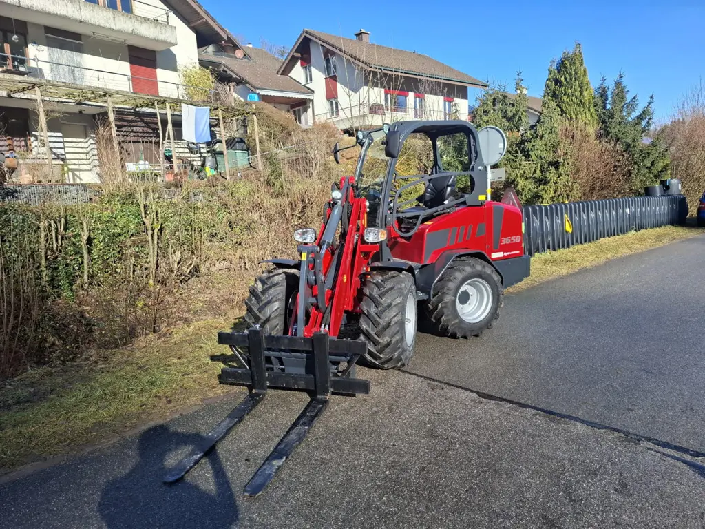 c7e634f7-94bb-4275-84f0-79c3bd739a9d-WhatsApp Image 2026-02-07 at 11.jpg