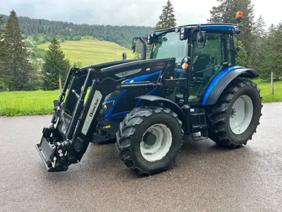 Tracteur Valtra A114