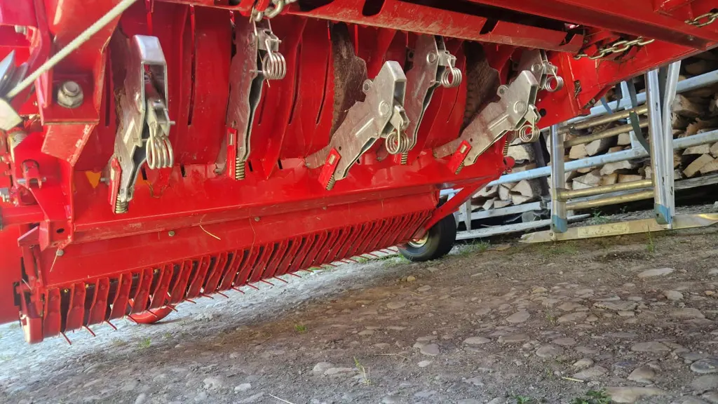 dd2403f2-a5aa-4e03-8299-d6c7d1cb8b59-Pöttinger Boss Alpin 211_1.jpg
