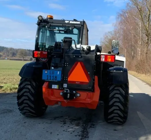 72cec0a4-d9a0-4655-a360-aff5391c289f-leiserag-bobcat-TL25.60 AGRI-M013604.jpg