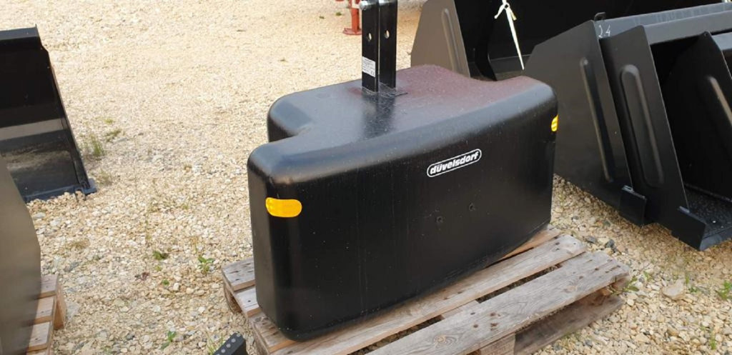 a7279556-d393-431f-a528-64d5f917465d-Düvelsdorf contre-poids 750 (5).jpg