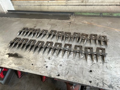 Bucher Doppelfinger zu Messerbalken