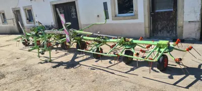 Pirouette Claas Volto 870H